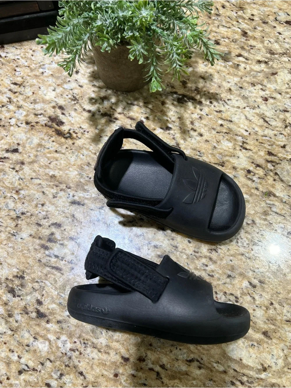 Adidas Black Toddler Trefoil Slide Sandals with Adjustable Back Strap 7K